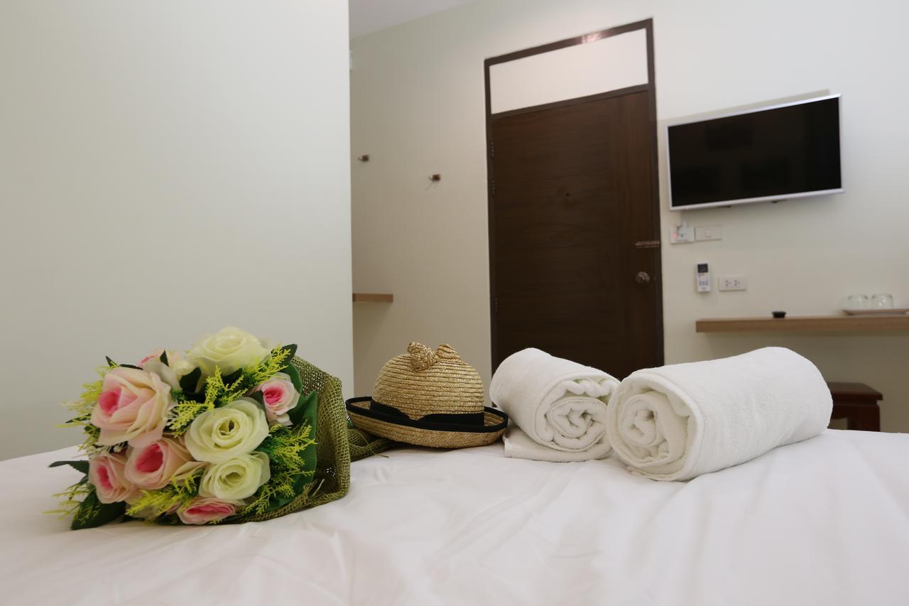 โรงแรมนางรอง Exterior foto